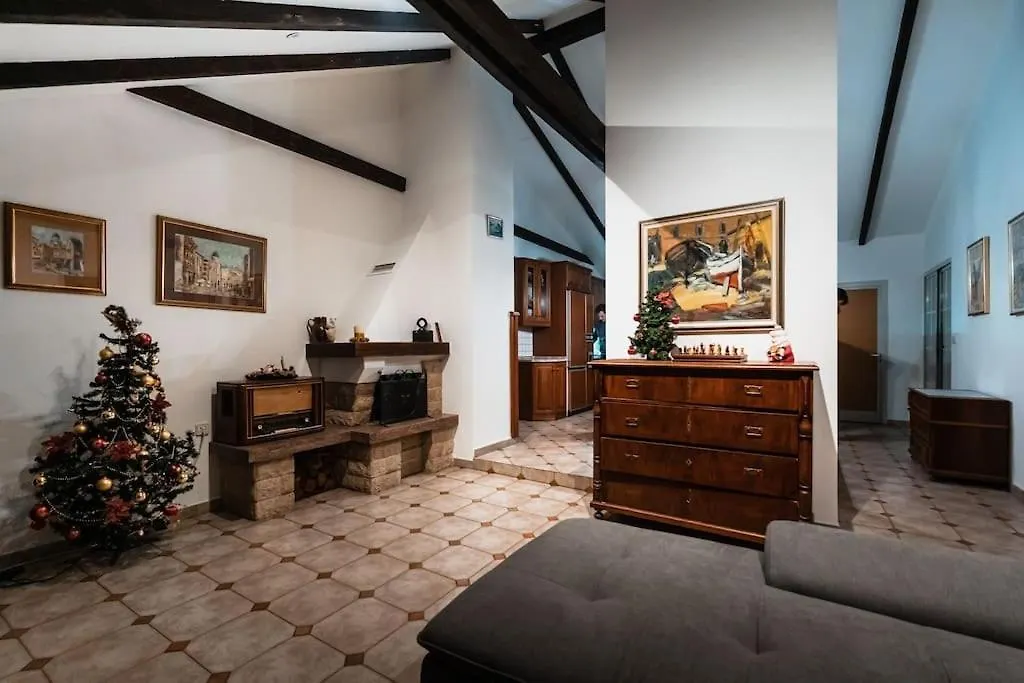 Spacious 3Br Apartment 5Th Floor Rijeka
